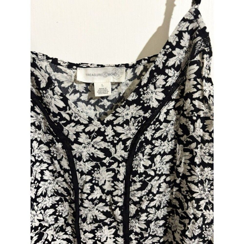 NWT  Treasure & Bond Floral Print V-Neck Cami Tank, Lace Trim, Adjustable Straps - Picture 12 of 12